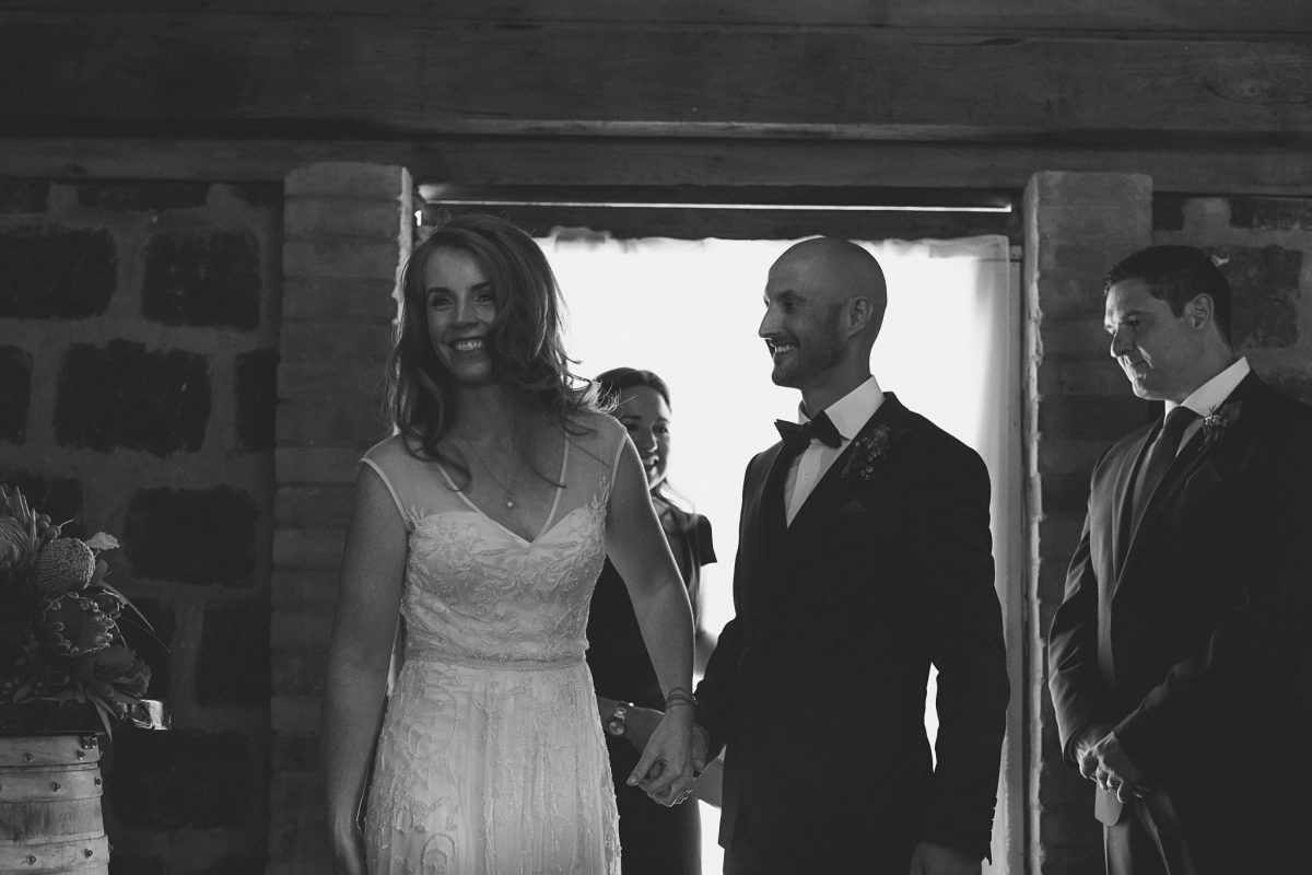 Sarah + Adam : : Albury Wedding : : Rutherglen Wedding Photographer