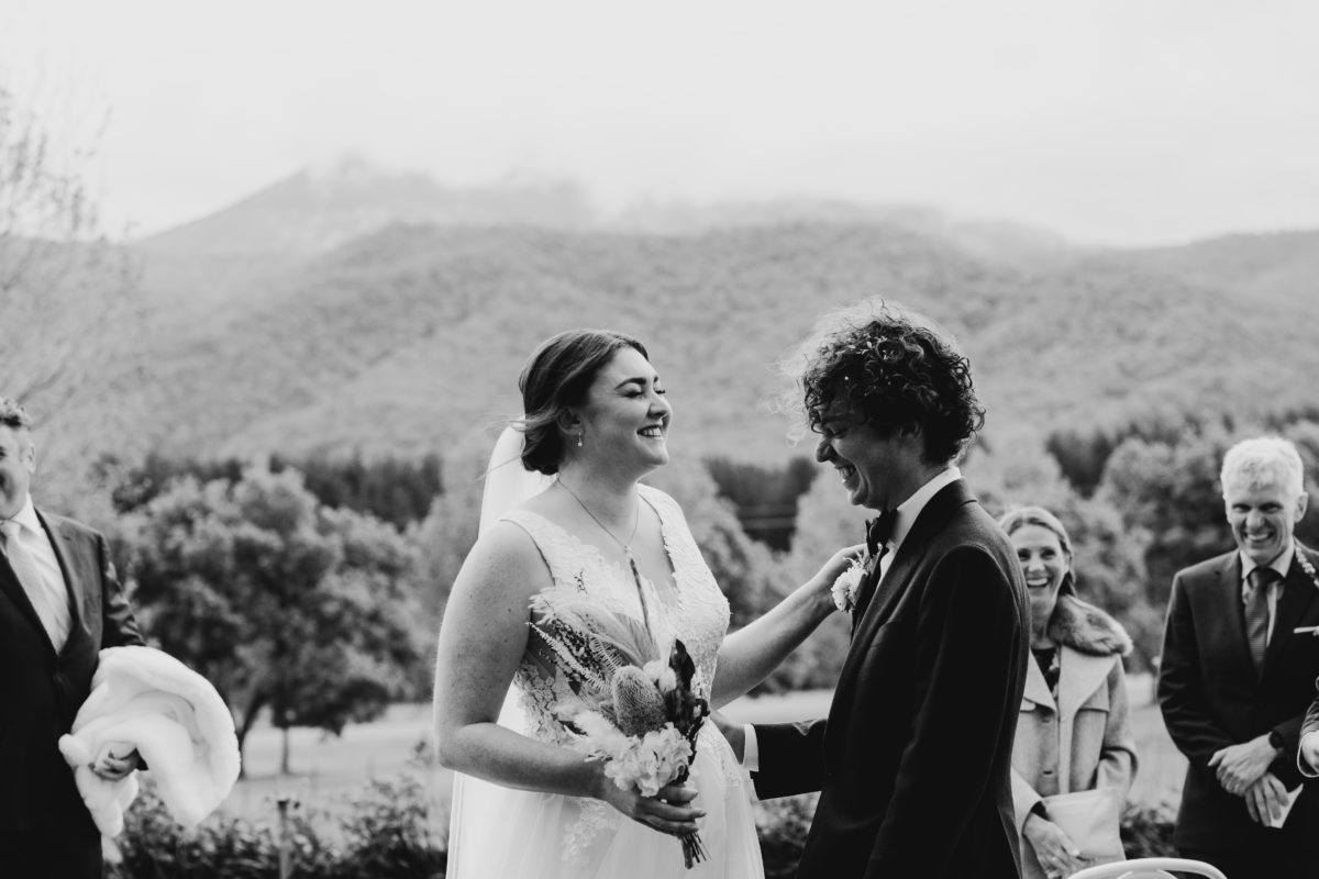 Picture-Perfect Love at Feathertop Winery: Phoebe & James’ Dreamy Wedding Day